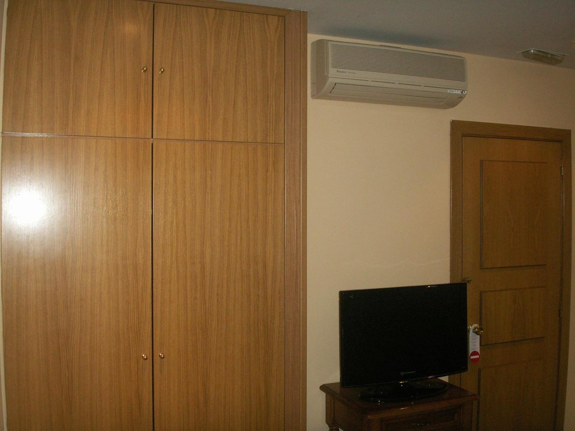 Hostal La Nava — Photos 3